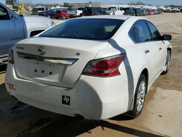 1N4AL3APXFN881378 - 2015 NISSAN ALTIMA 2.5 WHITE photo 4