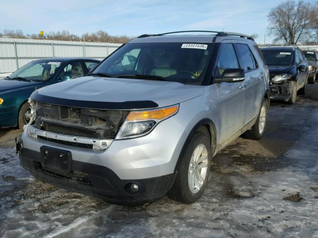 1FM5K8D8XEGA91478 - 2014 FORD EXPLORER X SILVER photo 2