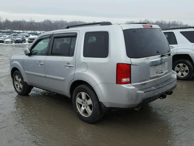 5FNYF4H58BB082394 - 2011 HONDA PILOT EXL SILVER photo 3