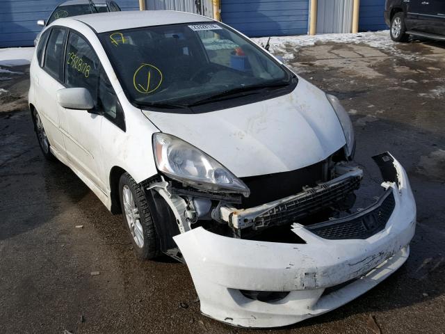 JHMGE88649S049645 - 2009 HONDA FIT SPORT WHITE photo 1