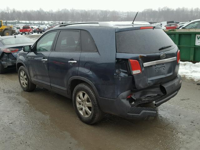 5XYKT4A1XBG092732 - 2011 KIA SORENTO BA BLUE photo 3