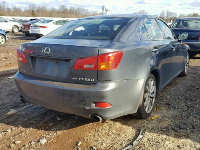 JTHCK262662001483 - 2006 LEXUS IS 250 GRAY photo 4