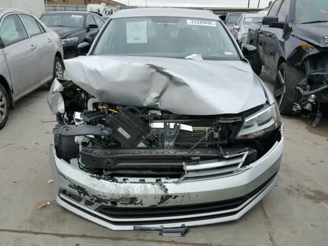 3VWD17AJXFM317091 - 2015 VOLKSWAGEN JETTA SE SILVER photo 9