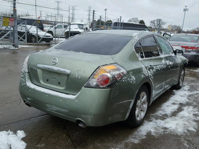 1N4AL21E97C144372 - 2007 NISSAN ALTIMA 2.5 GREEN photo 4