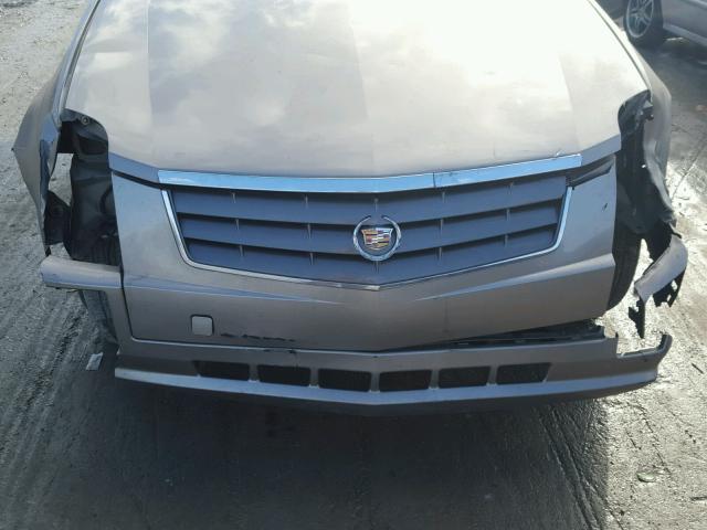 1GYDE63A240121882 - 2004 CADILLAC SRX GOLD photo 9