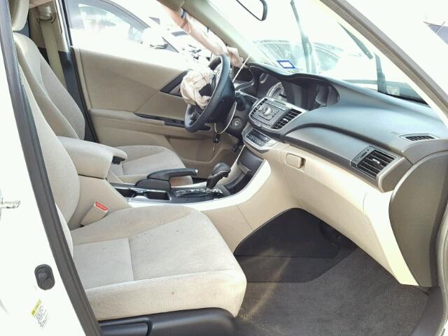 1HGCR2F39DA214373 - 2013 HONDA ACCORD LX WHITE photo 5