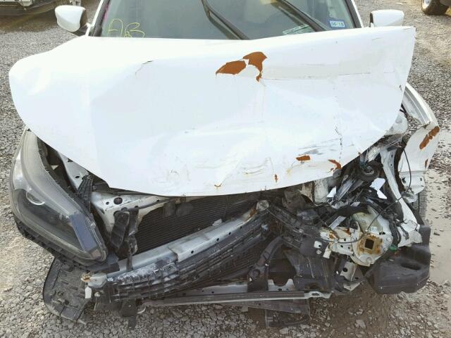 1HGCR2F39DA214373 - 2013 HONDA ACCORD LX WHITE photo 7