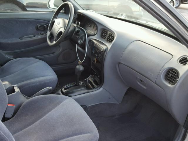 KMHJF35F4YU048375 - 2000 HYUNDAI ELANTRA GL GRAY photo 5