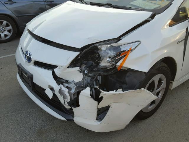 JTDKN3DUXC5447628 - 2012 TOYOTA PRIUS WHITE photo 9