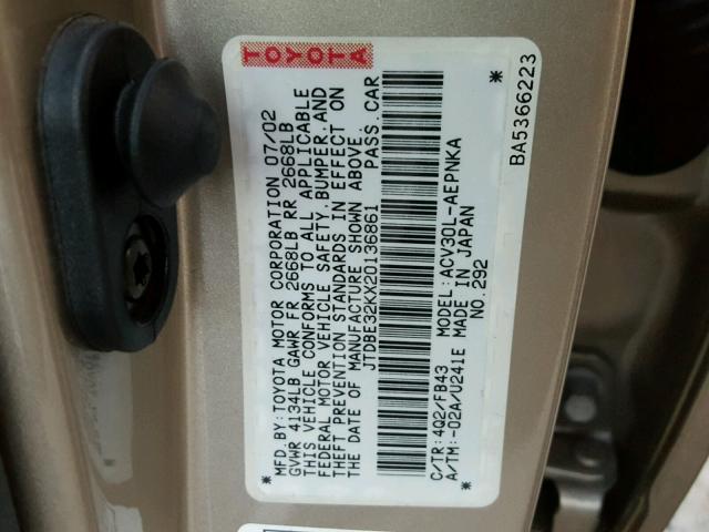 JTDBE32KX20136861 - 2002 TOYOTA CAMRY LE TAN photo 10