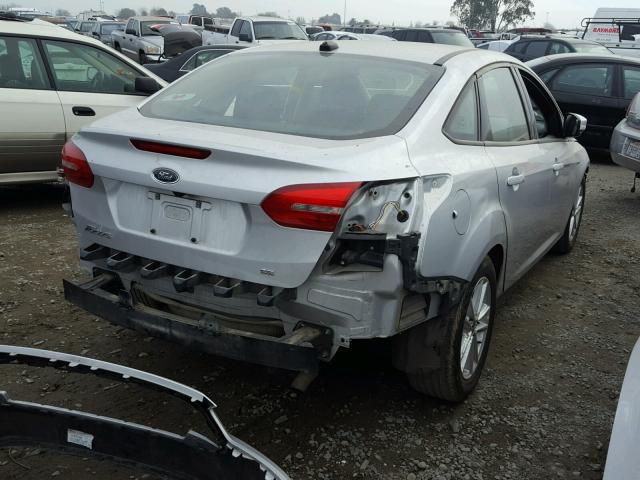 1FADP3F20GL319730 - 2016 FORD FOCUS SE SILVER photo 4