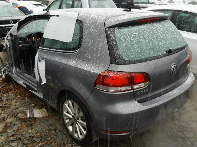 WVWMM7AJ3CW158338 - 2012 VOLKSWAGEN GOLF GRAY photo 3