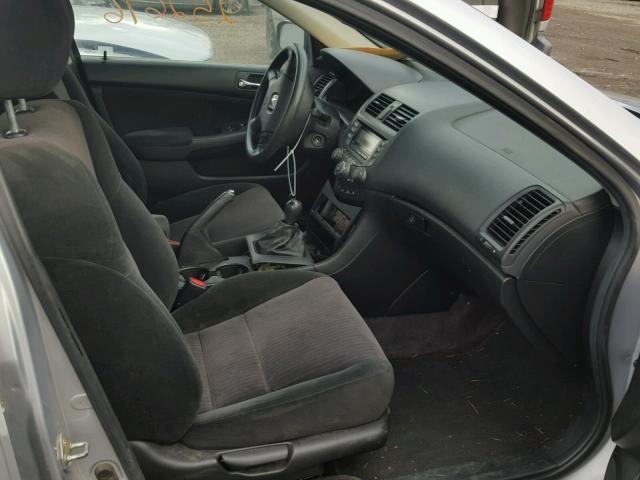 1HGCM55314A159063 - 2004 HONDA ACCORD LX SILVER photo 5