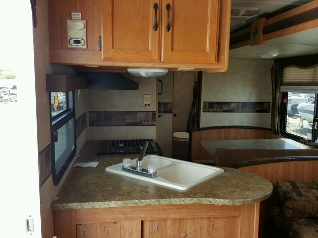 4YDT26B26A1533326 - 2010 KEYSTONE SPRINTER 白色 照片 8