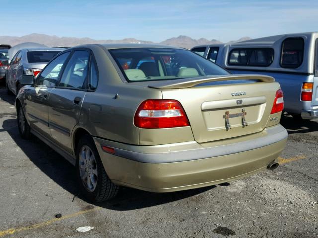 YV1VS29511F701374 - 2001 VOLVO S40 1.9T GOLD photo 3