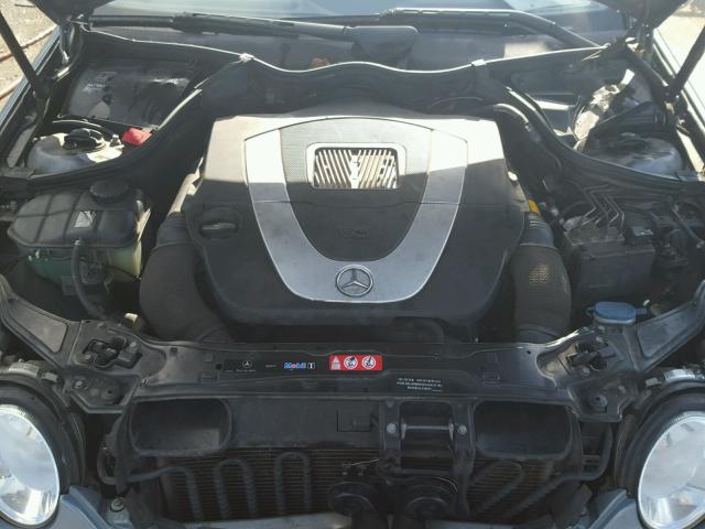 WDBRF52H46F733274 - 2006 MERCEDES-BENZ C GENERATI BLUE photo 7