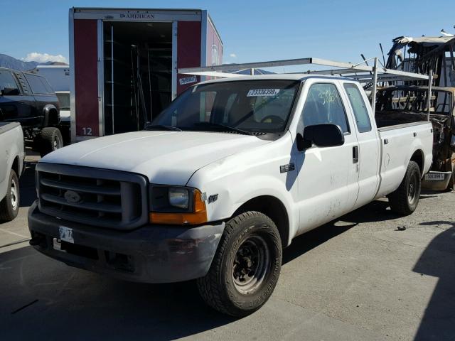 1FTNX20L0YEB18426 - 2000 FORD F250 SUPER WHITE photo 2