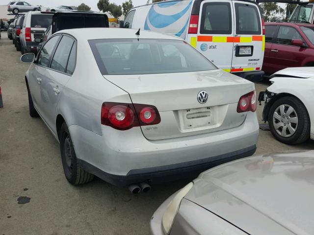 3VWJZ7AJXAM089033 - 2010 VOLKSWAGEN JETTA S SILVER photo 3