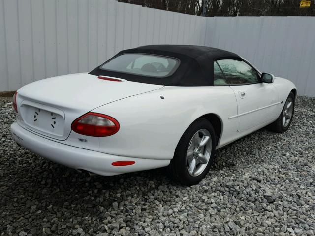 SAJGX2045XC040674 - 1999 JAGUAR XK8 WHITE photo 4