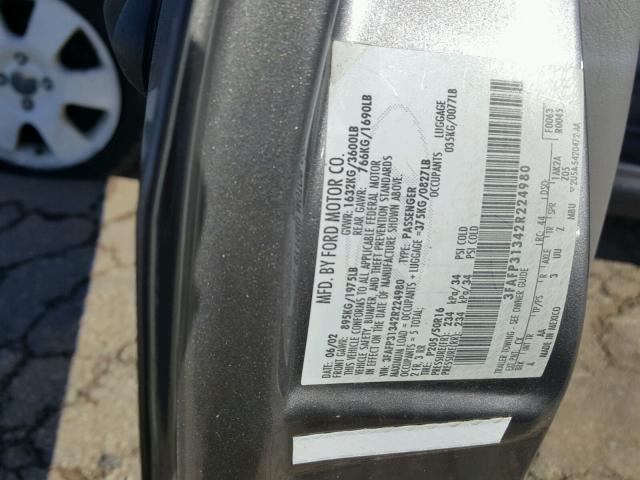 3FAFP31342R224980 - 2002 FORD FOCUS ZX3 GRAY photo 10