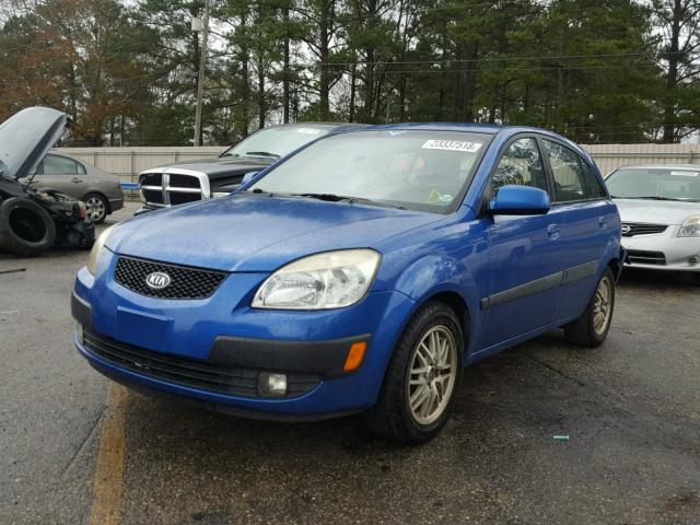 KNADE163666060510 - 2006 KIA RIO 5 BLUE photo 2