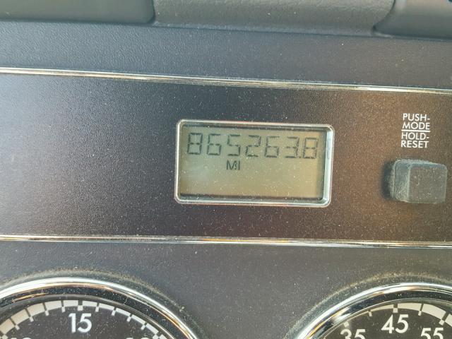 1FUJGLDRXBSBA8411 - 2011 FREIGHTLINER CASCADIA 1 WHITE photo 8