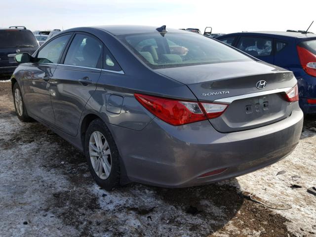 5NPEB4ACXDH566482 - 2013 HYUNDAI SONATA GLS GRAY photo 3