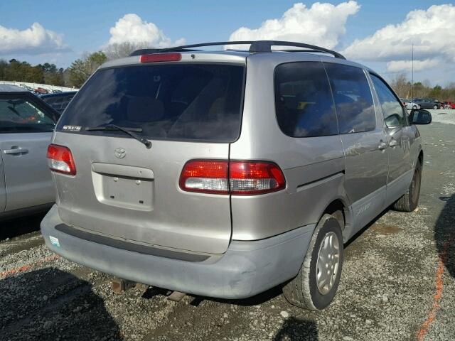 4T3ZF13C82U415714 - 2002 TOYOTA SIENNA LE SILVER photo 4