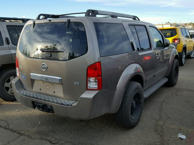 5N1AR18W05C711627 - 2005 NISSAN PATHFINDER SILVER photo 4