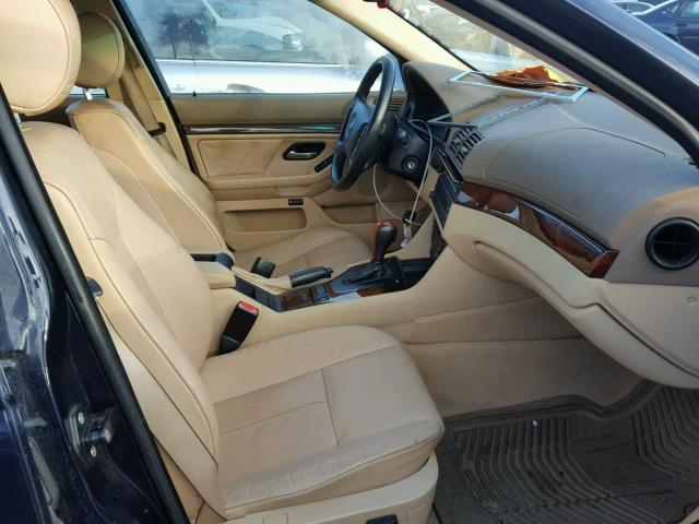 WBADT63453CK39196 - 2003 BMW 530 I AUTO BLUE photo 5