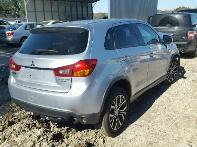 JA4AP3AU5GZ047740 - 2016 MITSUBISHI OUTLANDER SILVER photo 4