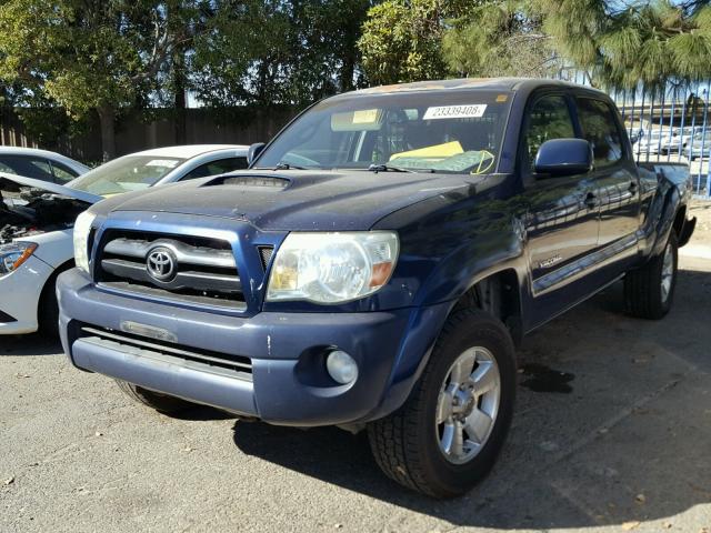 5TEKU72N67Z406678 - 2007 TOYOTA TACOMA DOU BLUE photo 2