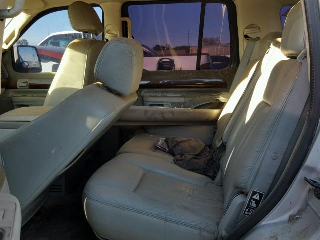 5LMEU68H73ZJ09393 - 2003 LINCOLN AVIATOR SILVER photo 6