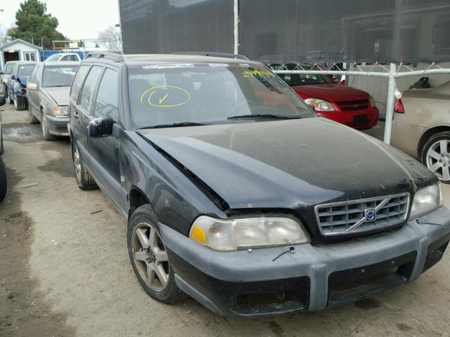 YV1LZ56D1X2547443 - 1999 VOLVO V70 XC BLACK photo 1