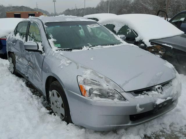 1HGCM55405A138800 - 2005 HONDA ACCORD LX SILVER photo 1