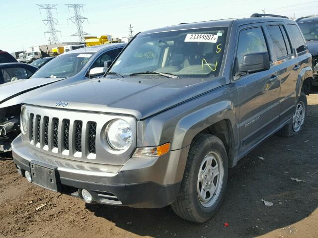 1C4NJPBA0ED533385 - 2014 JEEP PATRIOT GRAY photo 2