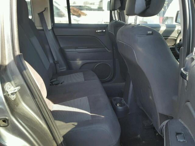 1C4NJPBA0ED533385 - 2014 JEEP PATRIOT GRAY photo 6