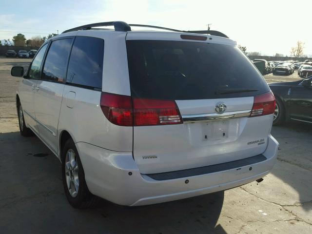 5TDZA22C54S180036 - 2004 TOYOTA SIENNA XLE WHITE photo 3