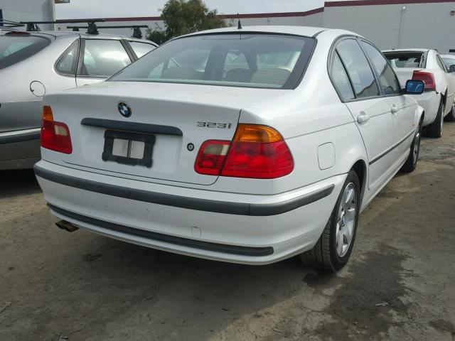 WBAAM3337XFP63038 - 1999 BMW 323I AUTOM WHITE photo 4