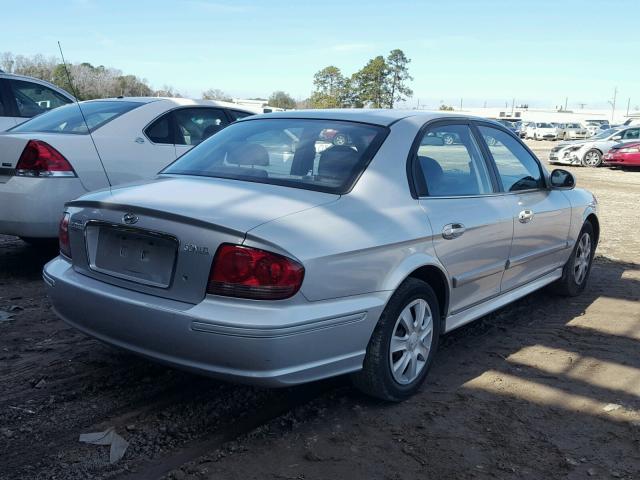 KMHWF25S52A524493 - 2002 HYUNDAI SONATA GL SILVER photo 4