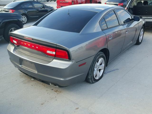 2C3CDXBG7CH270724 - 2012 DODGE CHARGER SE GRAY photo 4