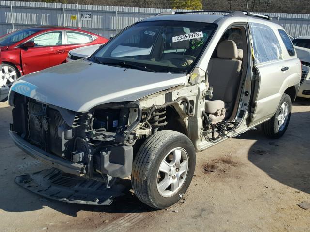 KNDJF724077412691 - 2007 KIA SPORTAGE L TAN photo 9