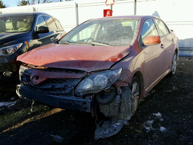 2T1BU4EE3DC067552 - 2013 TOYOTA COROLLA BA ORANGE photo 2