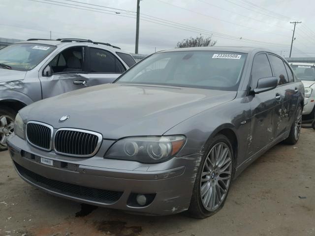 WBAHN83597DT76822 - 2007 BMW 750 GRAY photo 2