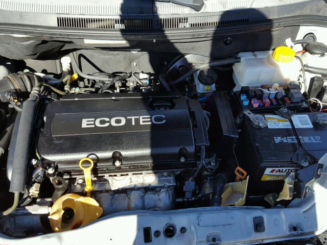 KL1TD5DE3BB143530 - 2011 CHEVROLET AVEO LS SILVER photo 7