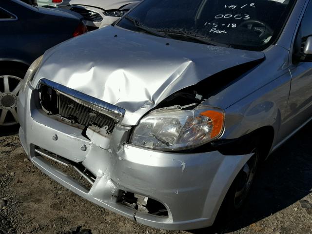 KL1TD5DE3BB143530 - 2011 CHEVROLET AVEO LS SILVER photo 9