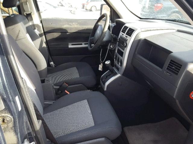 1J8FT28038D551120 - 2008 JEEP PATRIOT SP GRAY photo 5