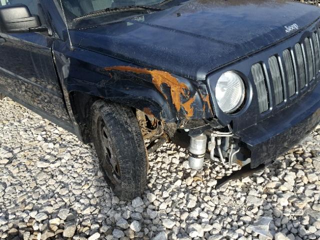 1J8FT28038D551120 - 2008 JEEP PATRIOT SP GRAY photo 9