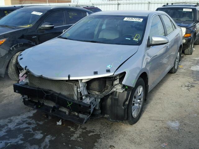 4T1BF1FK6EU768227 - 2014 TOYOTA CAMRY L SILVER photo 2