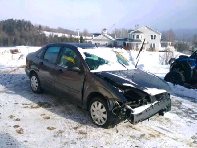 1FAFP34Z04W190987 - 2004 FORD FOCUS SE C GRAY photo 1